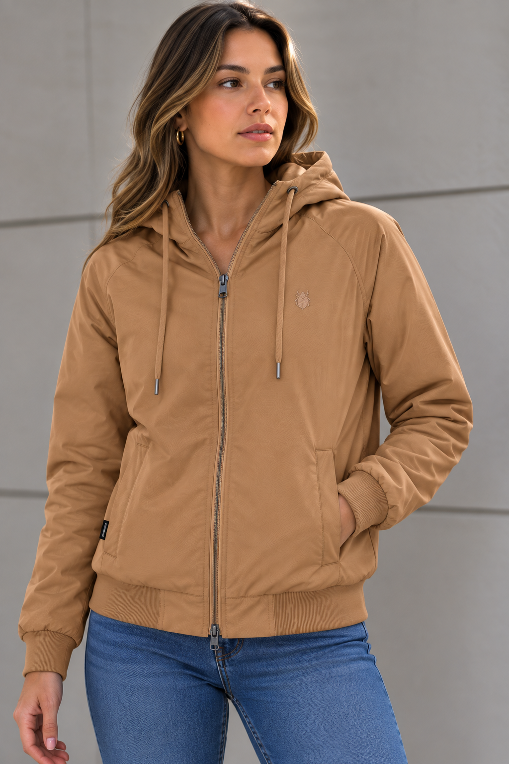 KANDA Chaqueta Liviana